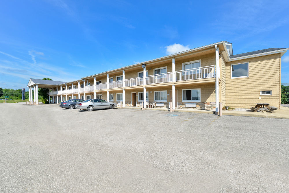 Americas Best Value Inn Ashtabula/Austinburg Exterior foto